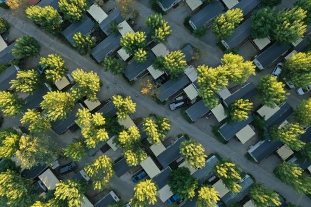 Holiday Prairies Mobile Home Grimaud Bagian luar foto