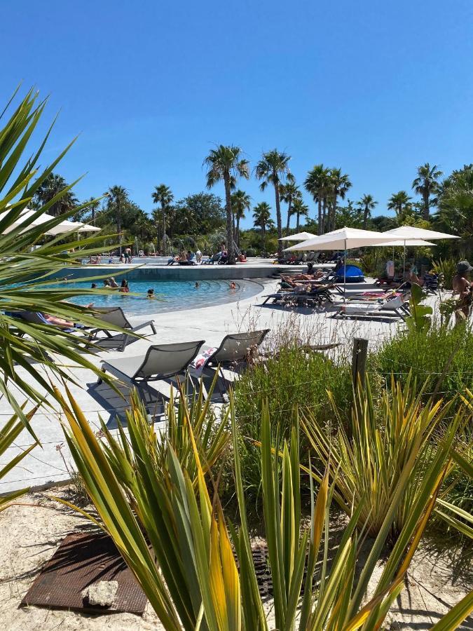 Holiday Prairies Mobile Home Grimaud Bagian luar foto