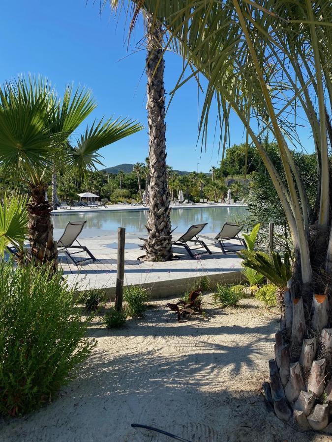 Holiday Prairies Mobile Home Grimaud Bagian luar foto