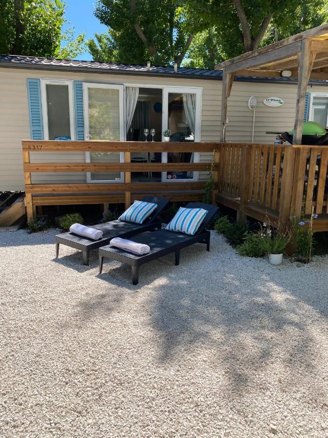 Holiday Prairies Mobile Home Grimaud Bagian luar foto